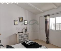 Casa Urbana, 2 Dormitorios, Baño, Salón.