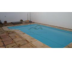 Casa Barrio San Francisco, Piscina, Garaje