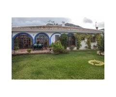 Villa 318, 40 m2, Jardín, Piscina Cubierta, Garaje