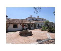 Casa de Campo, Piscina, 3 Casitas, 10 Establos