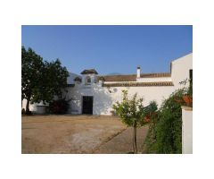 Cortijo con 37 hectares, Puerto Serrano