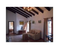 Cortijo con 37 hectares, Puerto Serrano