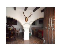 Cortijo con 37 hectares, Puerto Serrano