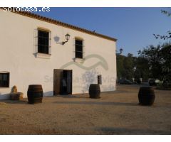 Cortijo con 37 hectares, Puerto Serrano