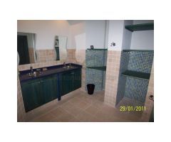 Casa, Jardin, Piscina, Sauna, Garaje