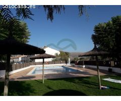 Fantástico Adosado, Garaje, Piscina