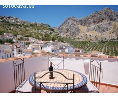 Serrania Services Inmobiliaria: Refugio en Montejaque: Terraza con Vistas