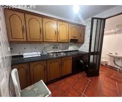 Casa de dos plantas en Benaojan