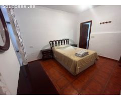 Casa de dos plantas en Benaojan