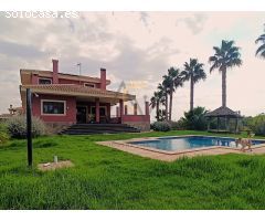 Fantástica Villa en Novelda.
