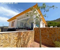 Chalet en La Romana con hermosas vistas.