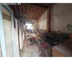 Casa unifamiliar con patio y garaje en La Romana