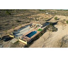 Magnífico Chalet en Hondón de los Frailes