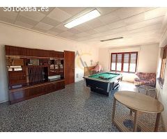 Chalet de dos alturas en Monóvar
