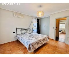 Fantástico Chalet con opcion de casa de invitados y Piscina