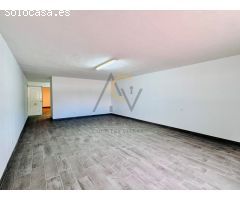 Fantástico Chalet con opcion de casa de invitados y Piscina