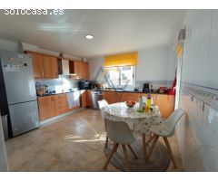 Fantástica Vivienda Unifamiliar con Piscina y Pista de Tenis