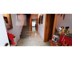 Chalet adosado con piscina en Illescas