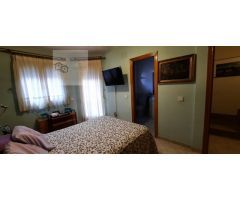Chalet adosado con piscina en Illescas