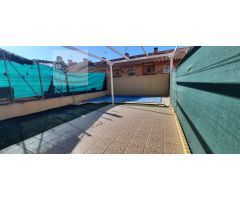 Chalet adosado con piscina en Illescas