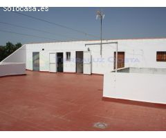 AMPLIO PISO DE 3 DORMITORIOS EN 1º PLANTA EN LEPE. PARQUE DE LA ESTACIÓN
