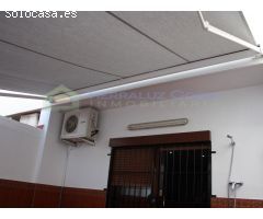 MAGNIFICO ADOSADO DE 4 DORMITORIOS Y GARAJE EN LEPE