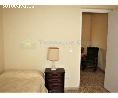 AMPLIO PISO EN VENTA DE TRES HABITACIONES EN EL CENTRO DE LEPE. 1ª PLANTA