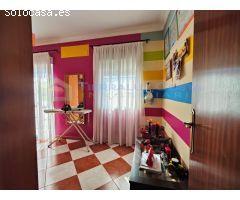 MAGNÍFICO PISO DE 3 DORMITORIOS , 2 BAÑOS, PATIO Y AZOTEA EN LEPE