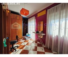 MAGNÍFICO PISO DE 3 DORMITORIOS , 2 BAÑOS, PATIO Y AZOTEA EN LEPE