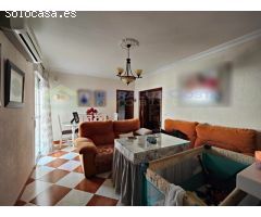 MAGNÍFICO PISO DE 3 DORMITORIOS , 2 BAÑOS, PATIO Y AZOTEA EN LEPE