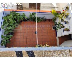 MAGNÍFICO PISO DE 3 DORMITORIOS , 2 BAÑOS, PATIO Y AZOTEA EN LEPE