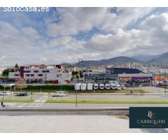 Oficina en Venta en Irún: Espacio Luminoso y Funcional Listo para Trabajar