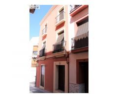 SE VENDE GRAN CASA PARA REFORMAR EN CASCO ANTIGUO