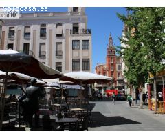SE VENDE GRAN CASA PARA REFORMAR EN CASCO ANTIGUO
