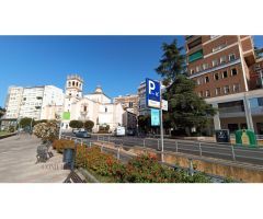 Oficina en Venta en Irún: Espacio Luminoso y Funcional Listo para Trabajar