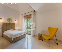 LAS BRISAS, Villa de 6 dormitorios en alquiler, Marbella