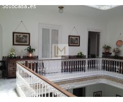 Casa palacio andaluz en casco antiguo de Tarifa
