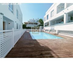 Rodeo Alto, Unifamiliar adosada 4 dormitorios en alquiler, Nueva Andalucia