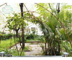 INMUEBLE EXTERIOR , CON ASCENSOR , BARRIO CONSOLIDADE, BIEN COMUNICADO