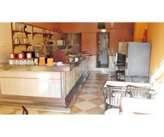 Local comercial en Esplugues de Llobregat. FINANCIACIÓN 100% DISPONIBLE !!!