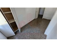 Piso de BANCO en venta en Sant-Montjuïc