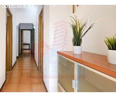 Casa para reformar en venta en La Gavarra