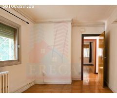 Casa para reformar en venta en La Gavarra