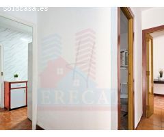 Casa para reformar en venta en La Gavarra
