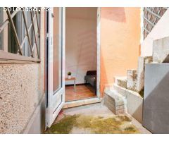 Casa para reformar en venta en La Gavarra