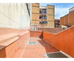 Casa para reformar en venta en La Gavarra