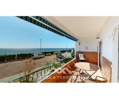 Se vende: Apartamento en Primera Línea de Playa en Torrox Costa, El Peñoncillo