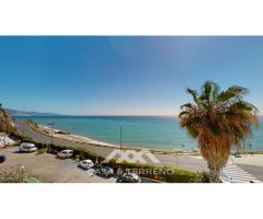 Se vende: Apartamento en Primera Línea de Playa en Torrox Costa, El Peñoncillo