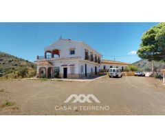 Se vende: Fincas, Comares, Málaga