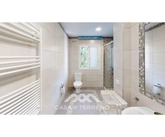 Se vende: Villa con tres unidades residenciales, Caleta de Vélez, Málaga,